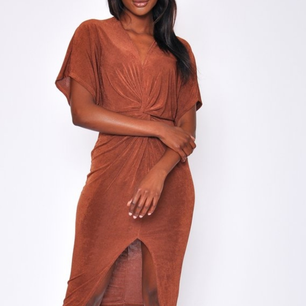 M boutique (Room Service) - Brown (size S-M)